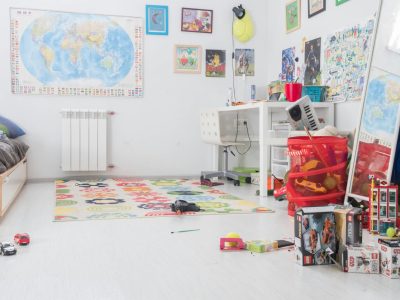 Organizacija dečje sobe: Praktična rešenja za više reda i manje stresa.